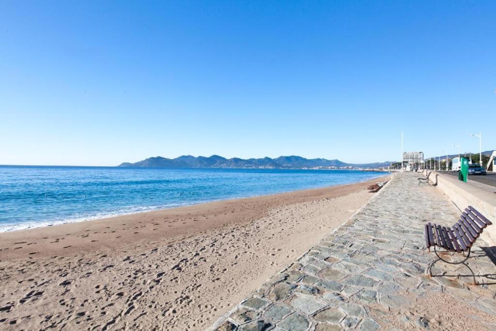 2 Bedrooms Seafront Cannes Exterior photo